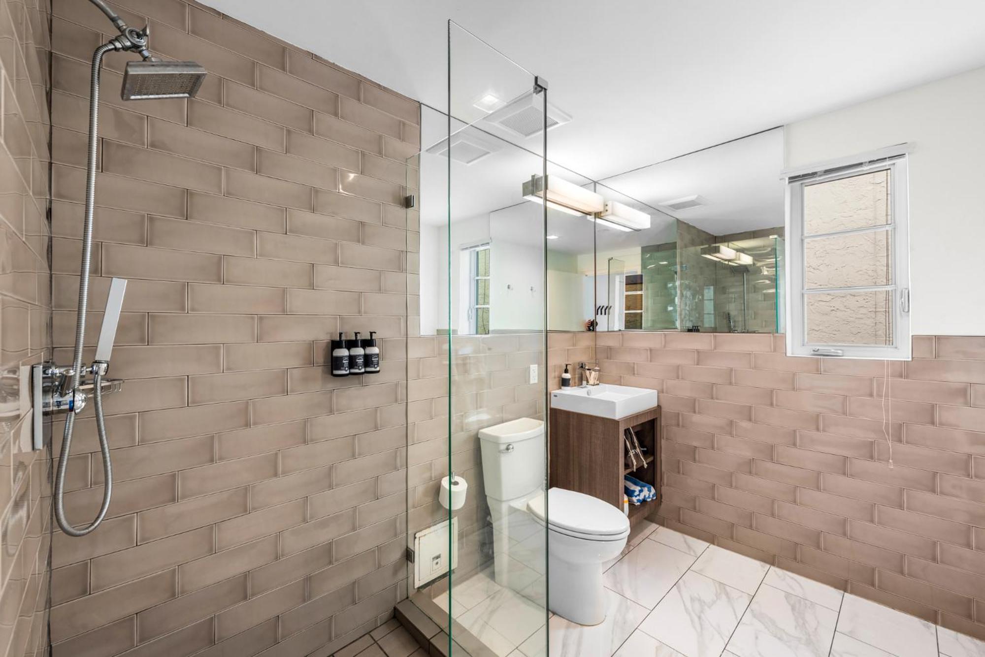 Luxuri Suites Miami Beach Exterior photo